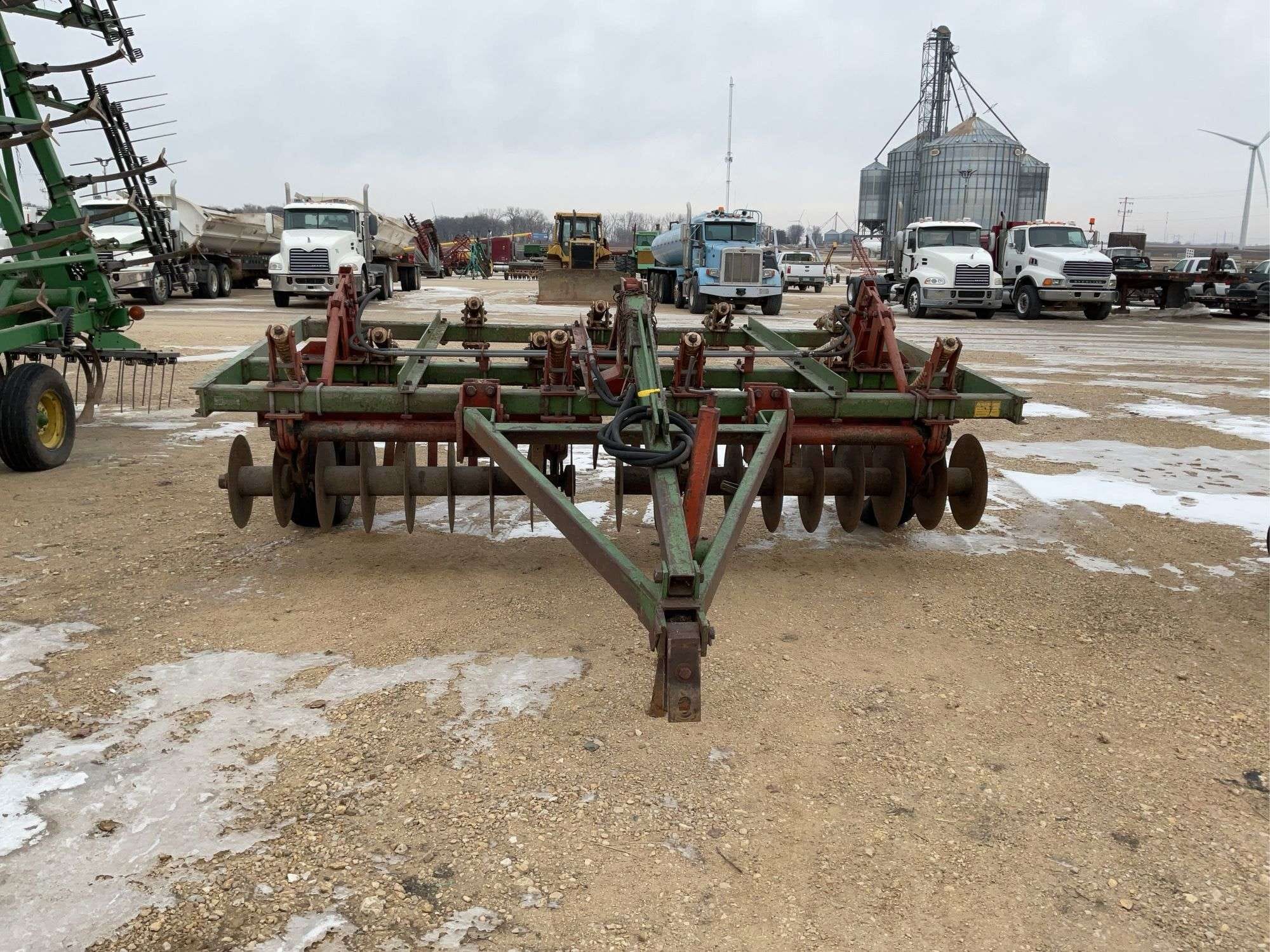 Glencoe Soil Saver Equipment Image0