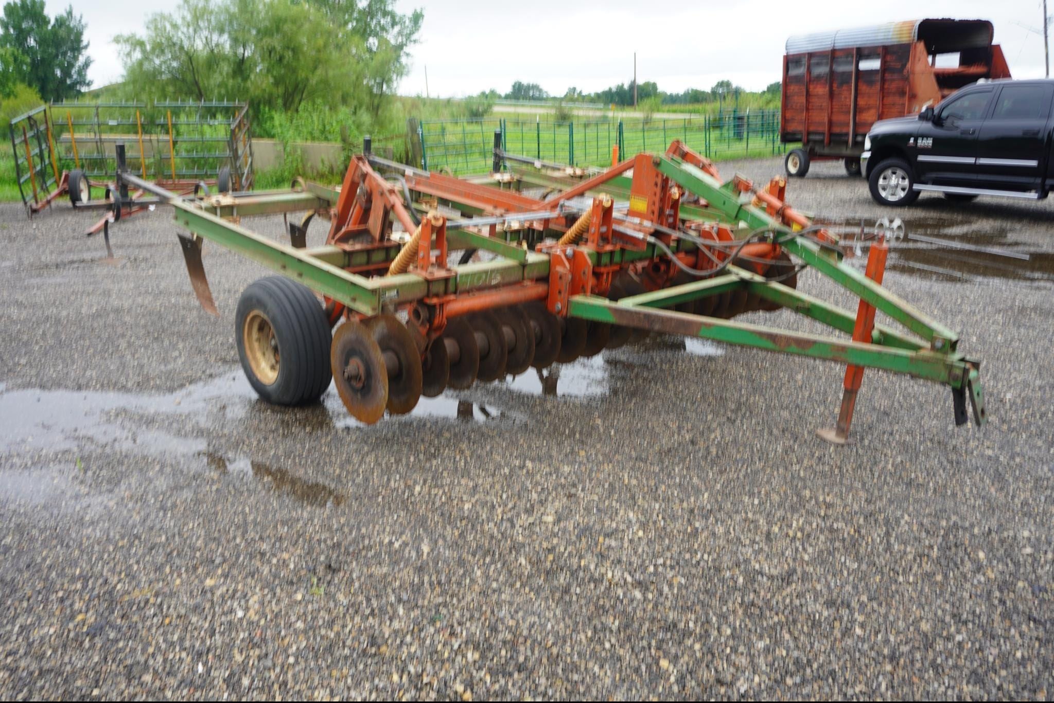 Glencoe Soil Saver Equipment Image0