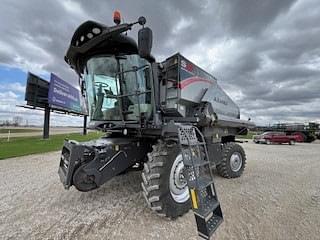 Image of Gleaner S97 Primary image