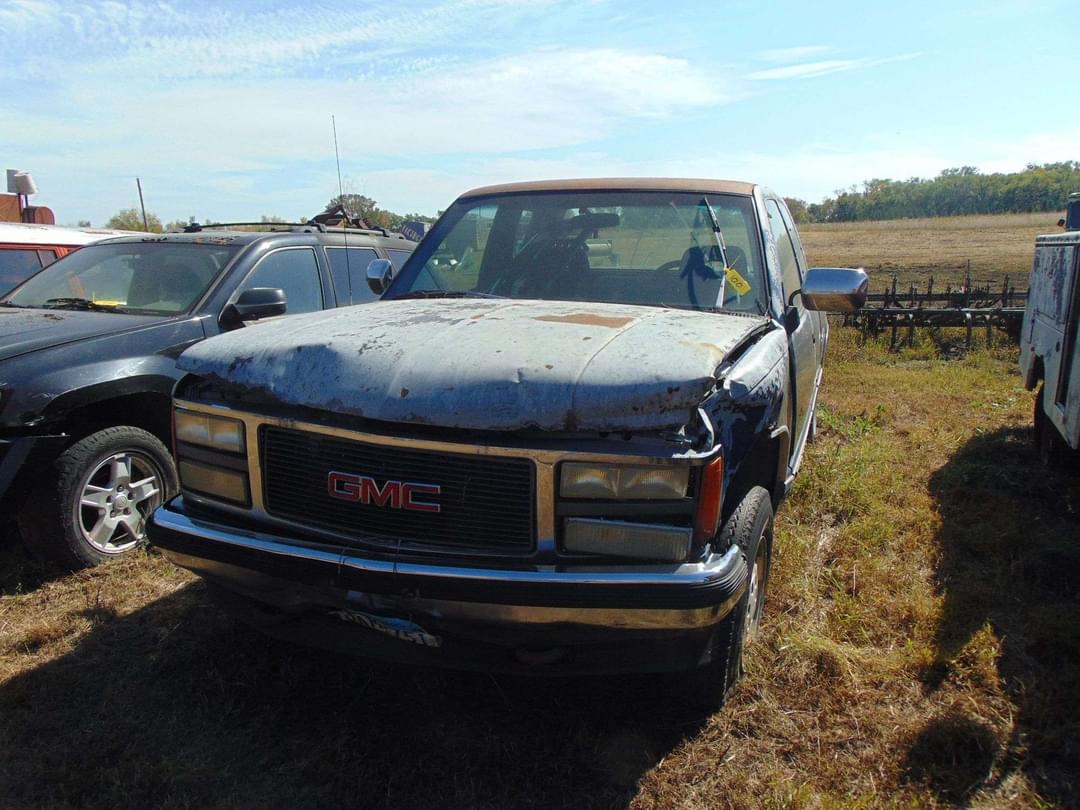 Image of GMC 1500 Image 0