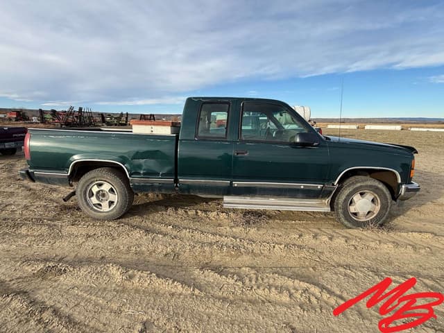 Image of GMC 1500 equipment image 3