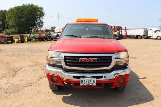 Image of GMC 2500 equipment image 1