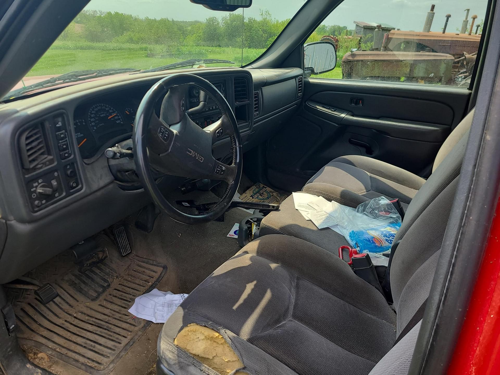 Main image GMC 2500HD 4