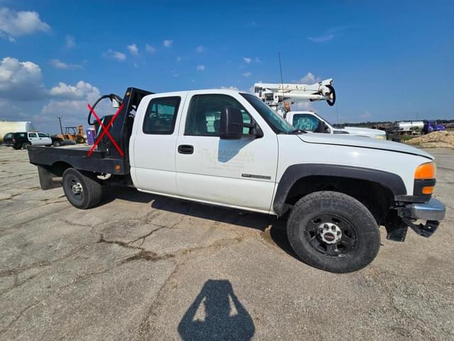 Image of GMC 3500 equipment image 3