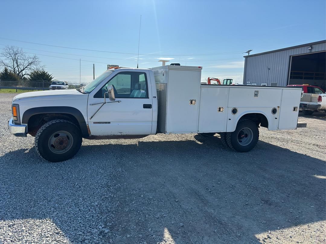 Image of GMC 3500 Primary image