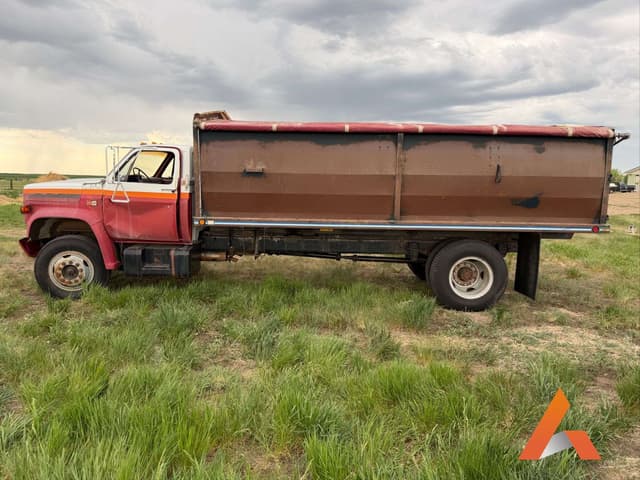 Image of GMC 6000 equipment image 1