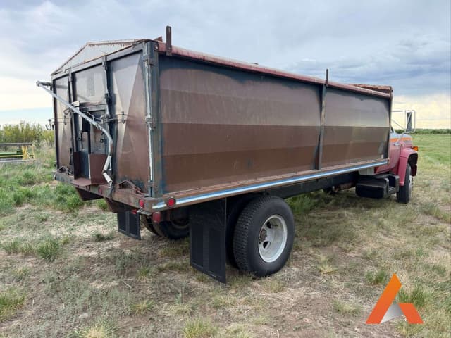 Image of GMC 6000 equipment image 4