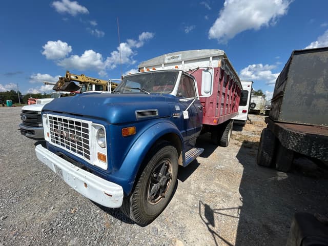 Image of GMC 6500 equipment image 1