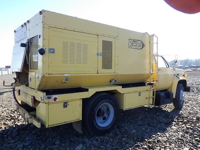 Image of GMC 7000 equipment image 4