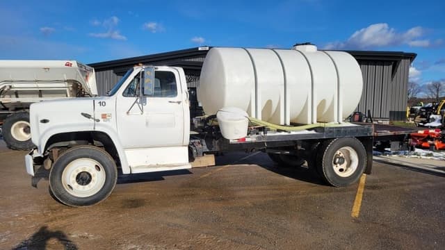 Image of GMC 7000 equipment image 1