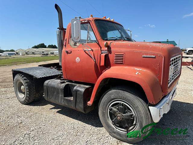 Image of GMC 9500 equipment image 4