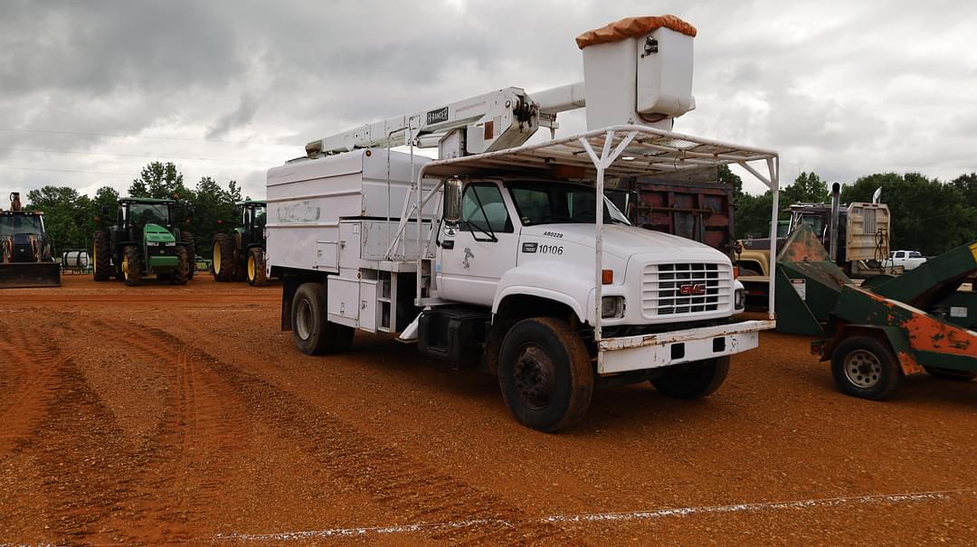 Image of GMC C7500 Primary image