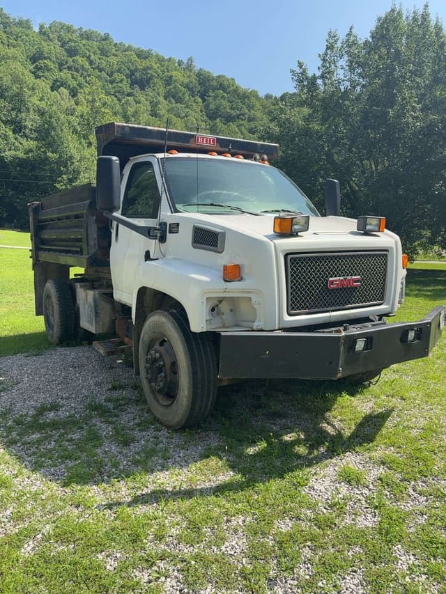 Image of GMC C7500 equipment image 2