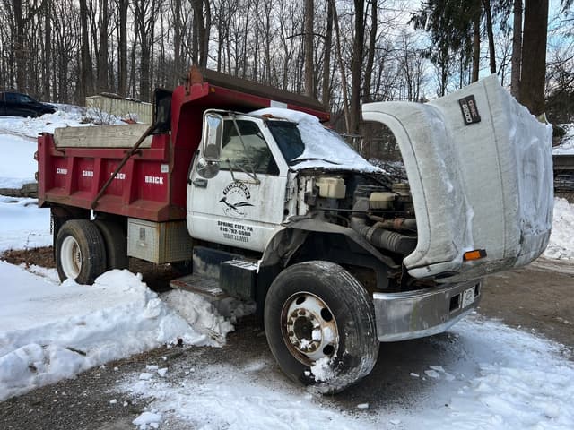 Image of GMC C6500 equipment image 2