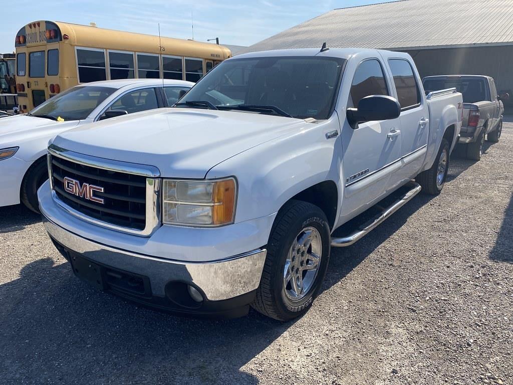 Image of GMC 1500 Primary image