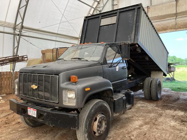 Image of GMC Topkick equipment image 1