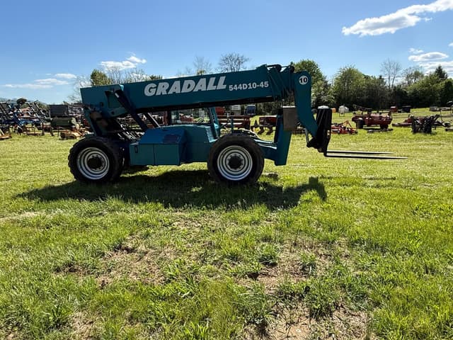Image of Gradall 544D-10 equipment image 2