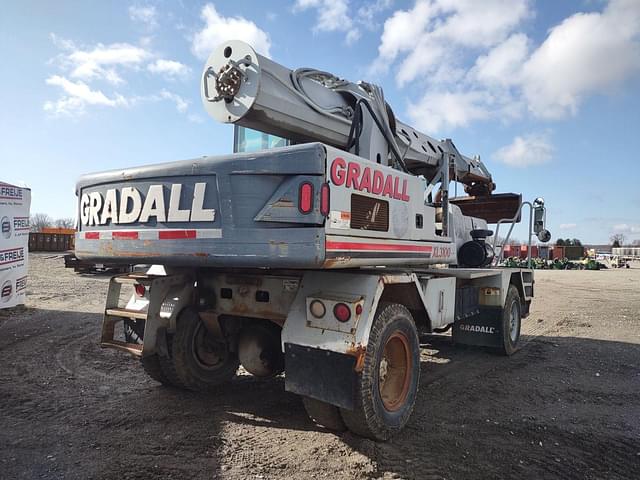 Image of Gradall XL3100 equipment image 4