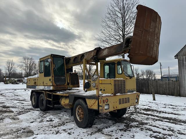 Image of Gradall XL4100 equipment image 2