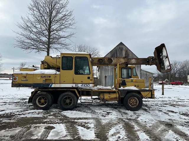 Image of Gradall XL4100 equipment image 3