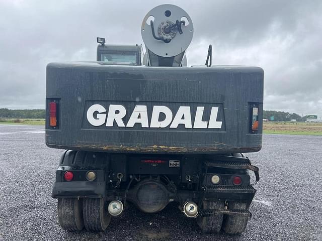 Image of Gradall XL4100 equipment image 3