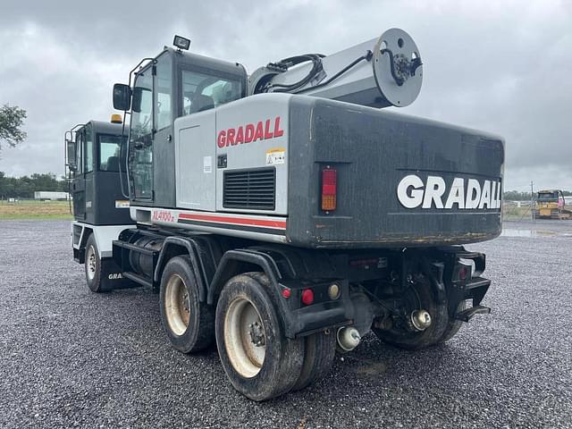 Image of Gradall XL4100 equipment image 2