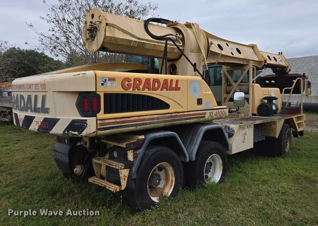 Image of Gradall XL 4100 II equipment image 4