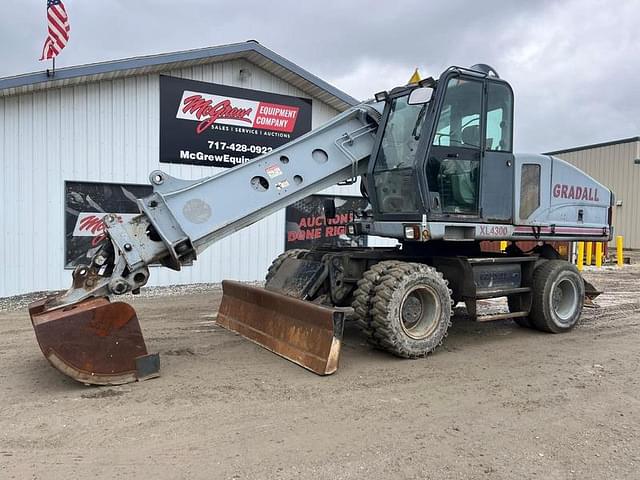 Image of Gradall XL4300 equipment image 1