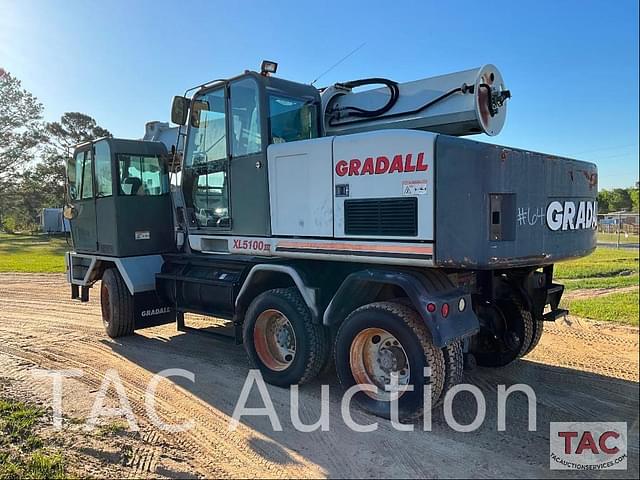 Image of Gradall XL5100 equipment image 2