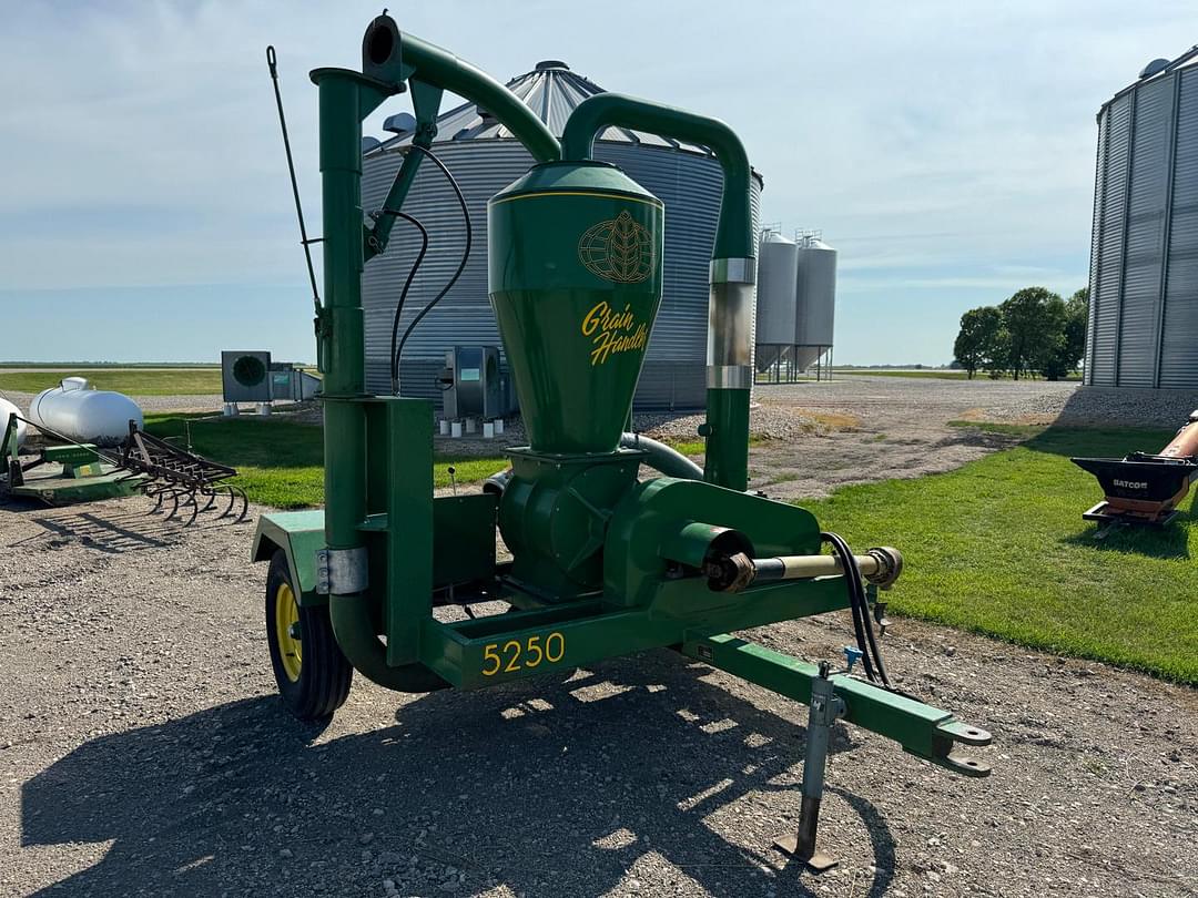 Image of Grain Handler 5250 Primary image