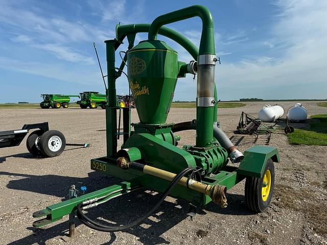 Image of Grain Handler 5250 equipment image 3