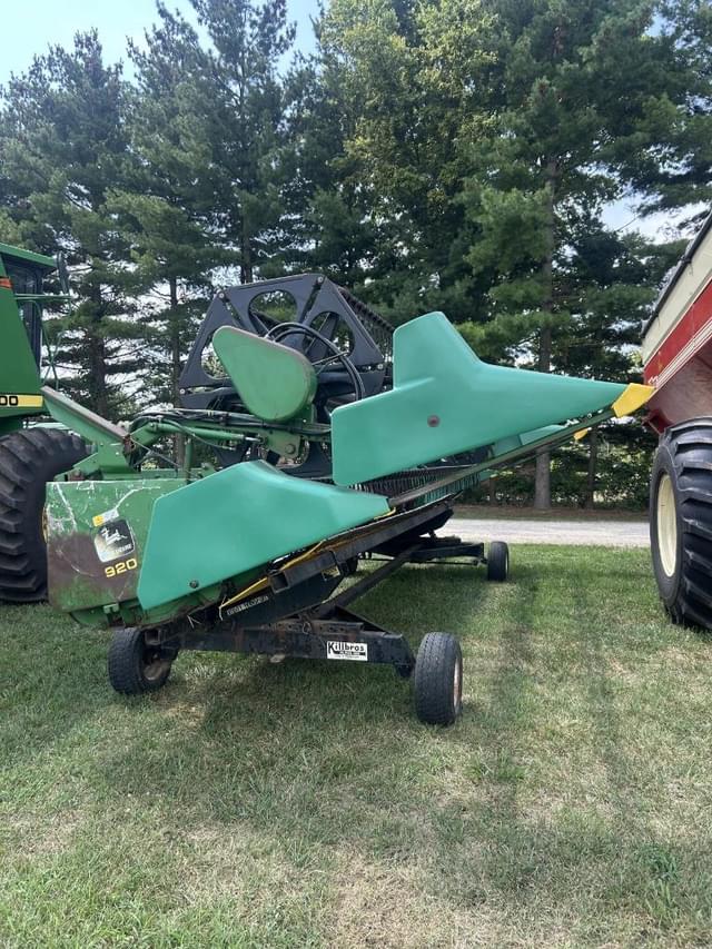 Image of John Deere 920 equipment image 3