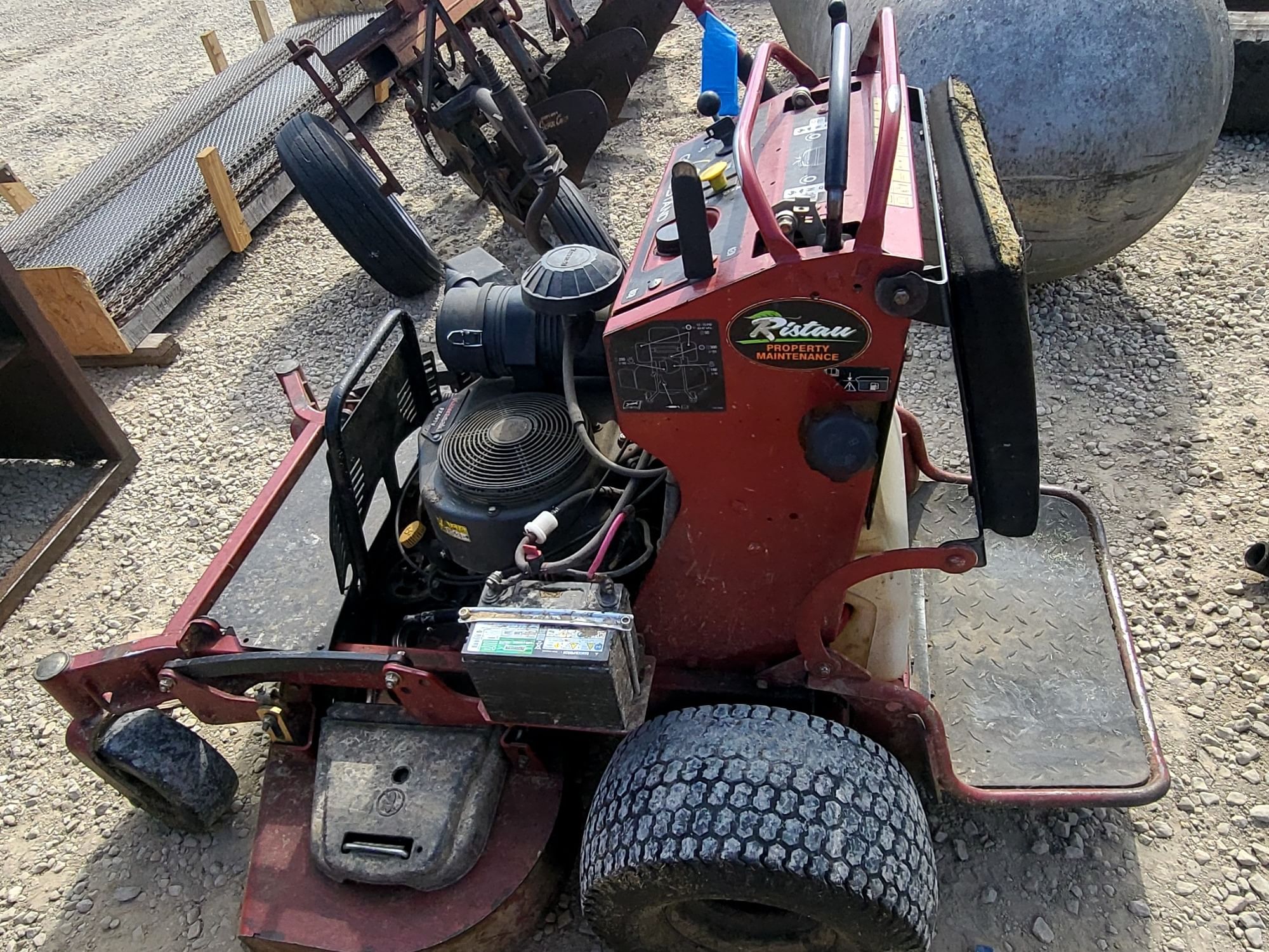 Toro Grandstand Equipment Image0