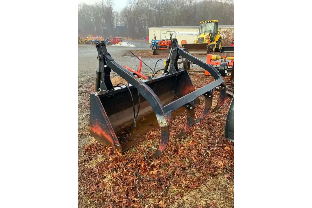 Image of Undetermined grapple bucket Image 0