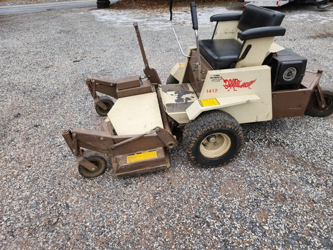 Grasshopper 1412 Equipment Image0