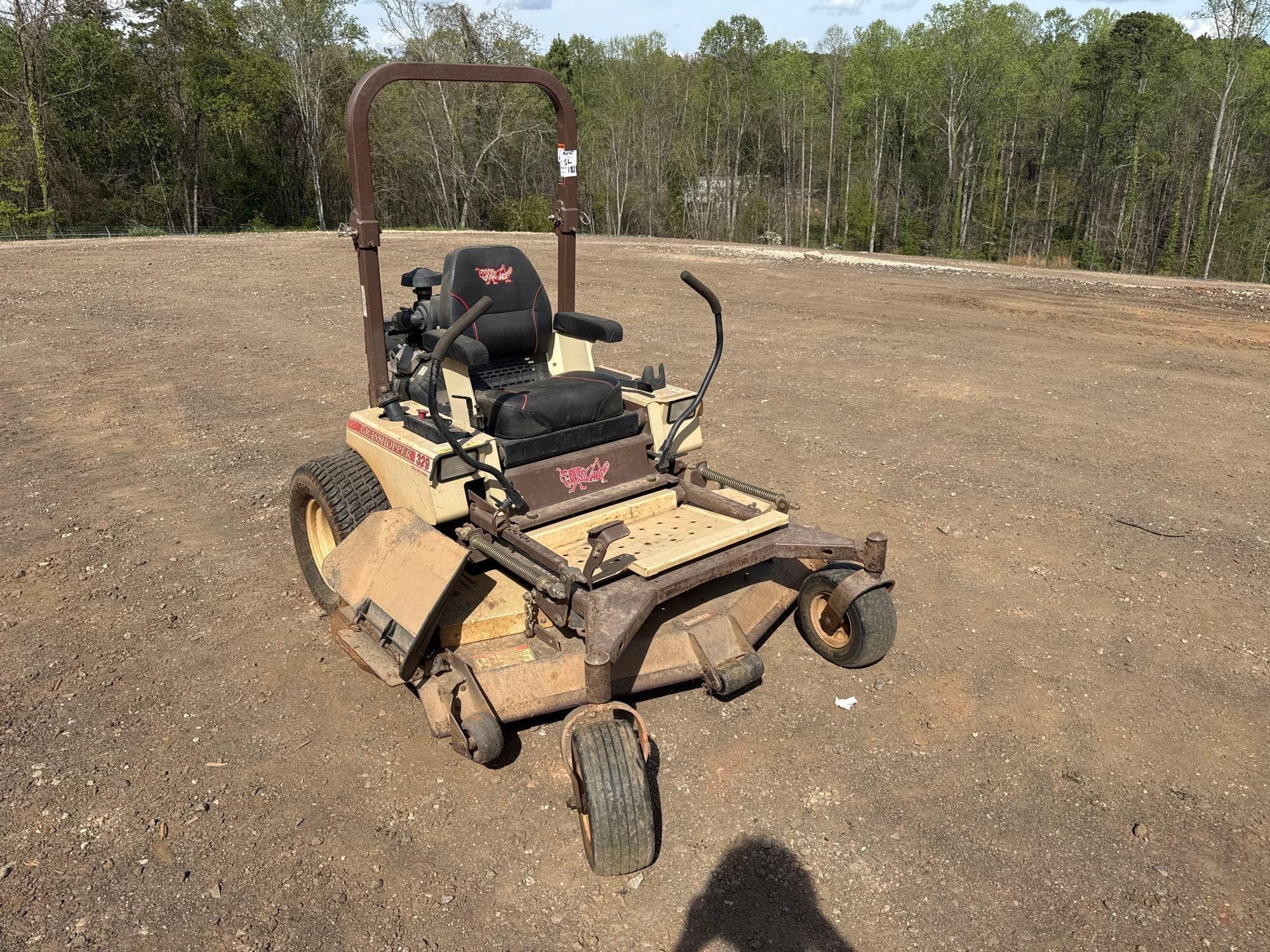 Grasshopper 329B Equipment Image0