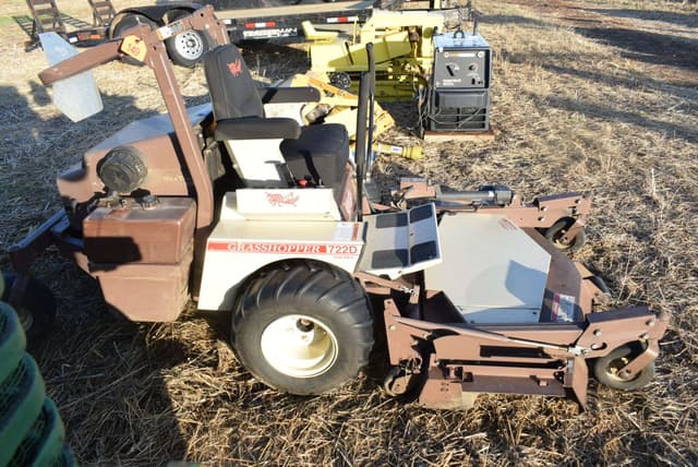Image of Grasshopper 722D equipment image 3