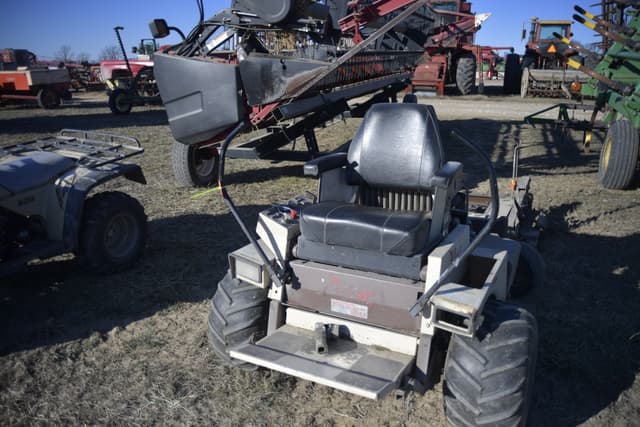 Image of Grasshopper 725 equipment image 2