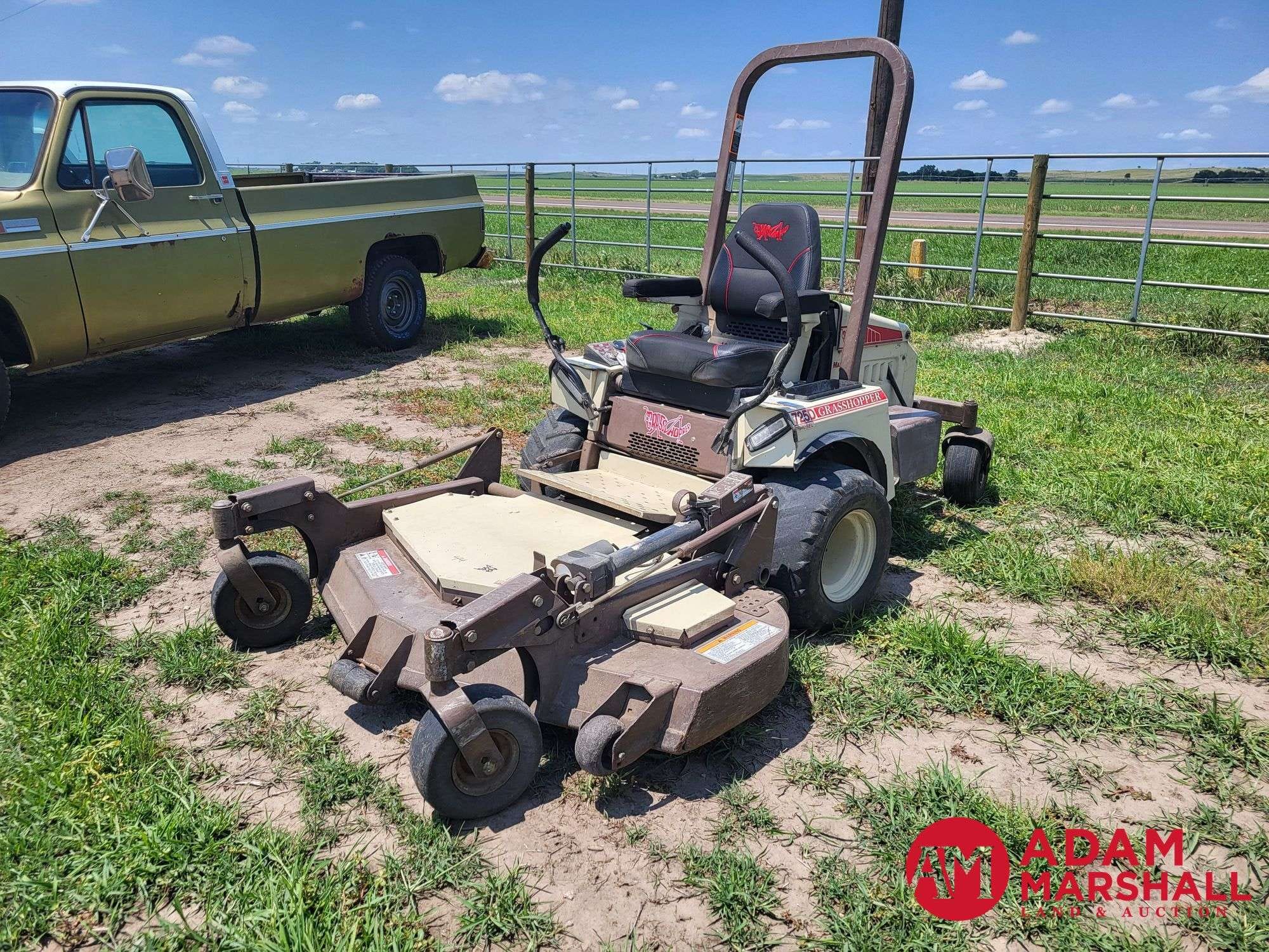 Grasshopper 725D Equipment Image0