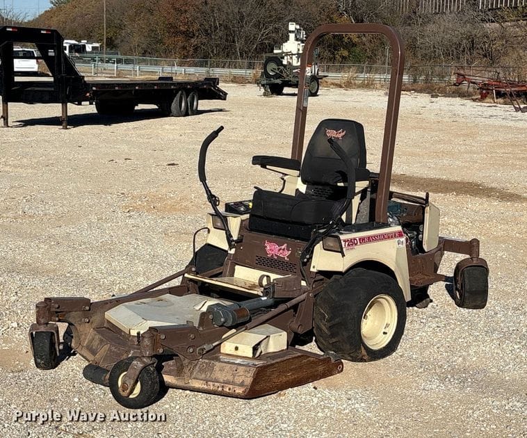 Grasshopper 725DT6 Equipment Image0