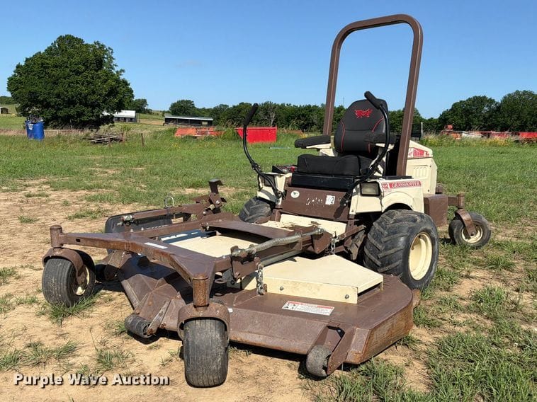 Grasshopper 932 Equipment Image0