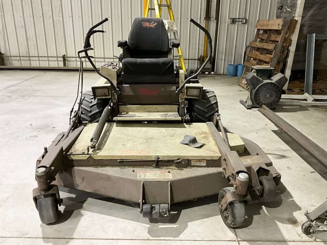 Image of Grasshopper 725 equipment image 2