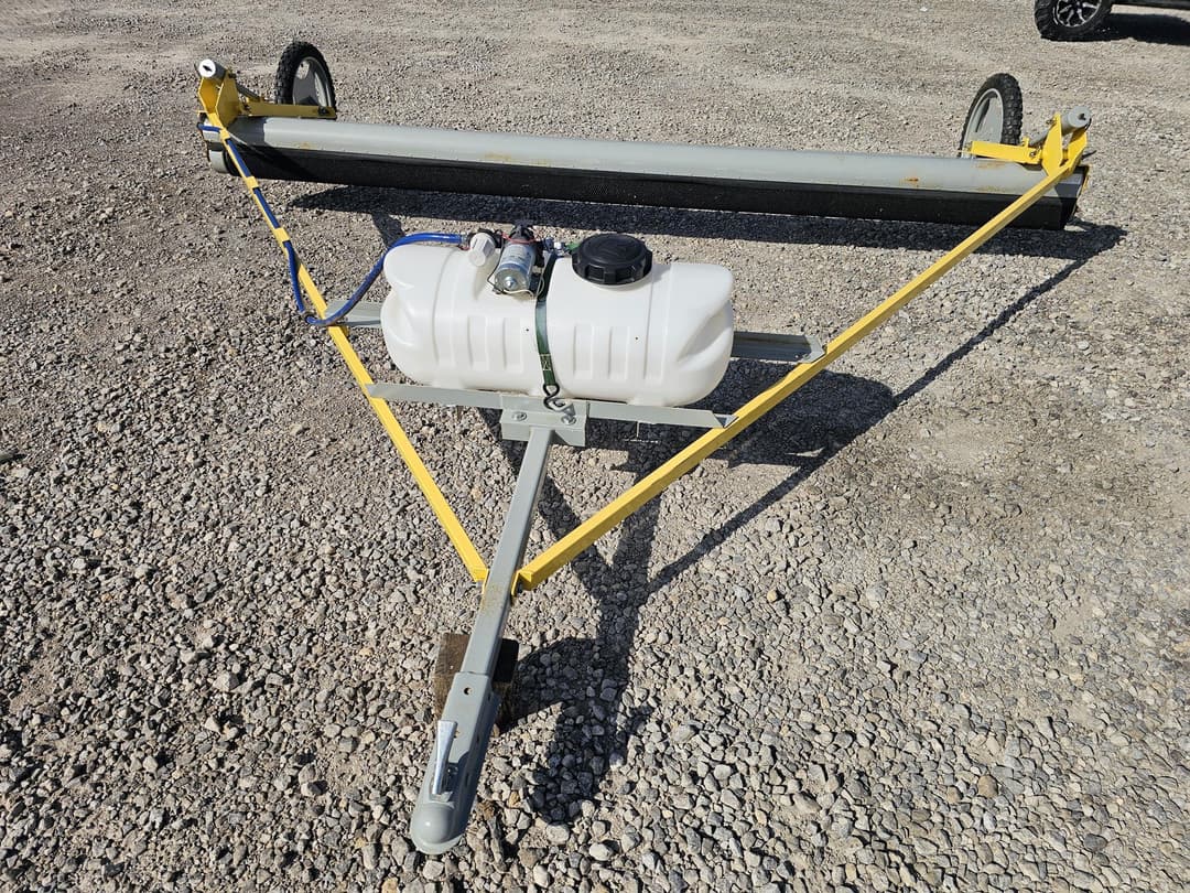 Image of GrassWorks Manufacturing Weed Wiper Primary image