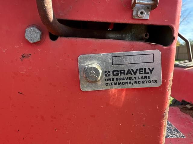 Image of Gravely 1238-H equipment image 4