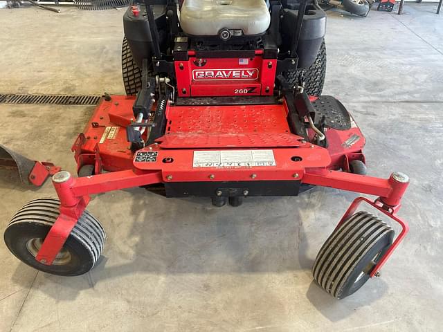 Image of Gravely 260Z equipment image 1