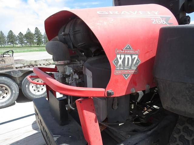 Image of Gravely 266Z  equipment image 4