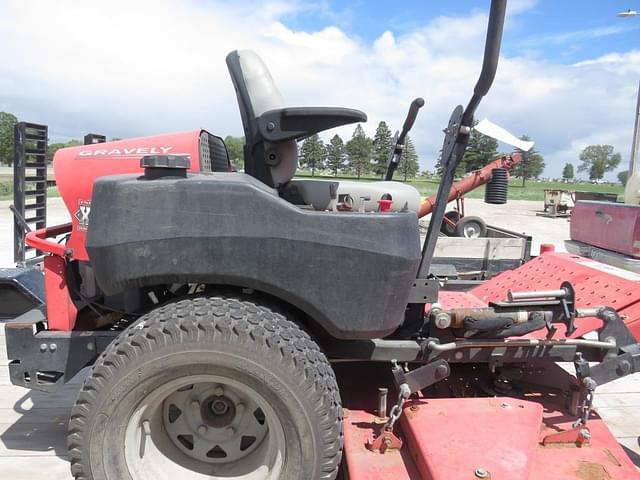 Image of Gravely 266Z  equipment image 2