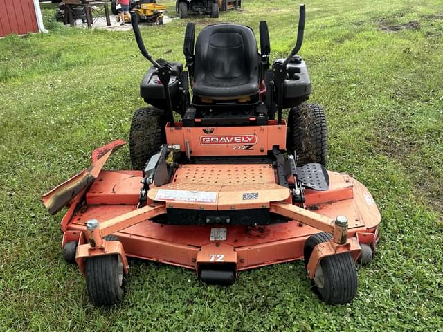 Image of Gravely 272Z equipment image 1