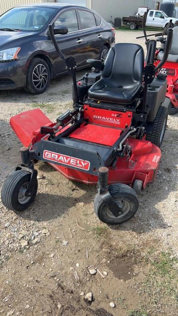 SOLD Gravely 44Z Other Equipment Turf Tractor Zoom