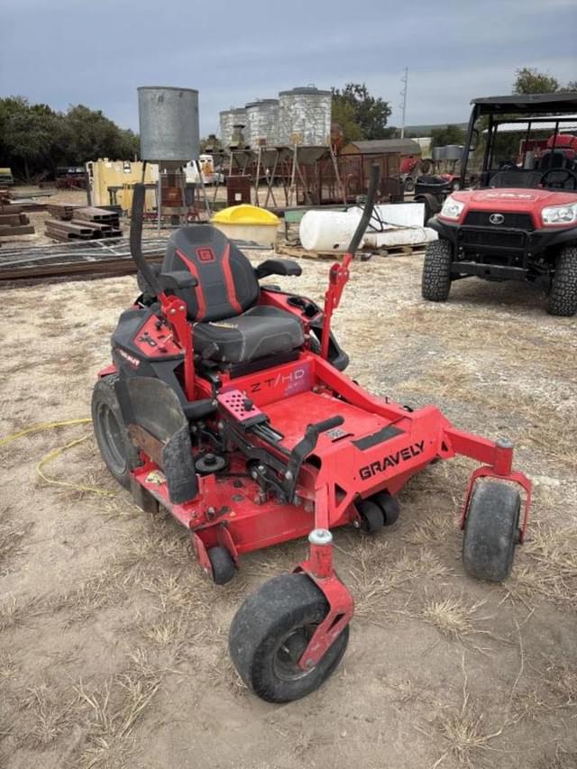 Image of Gravely ZT HD equipment image 3
